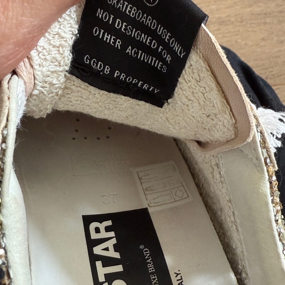 Golden Goose Superstar Glitter Sneaker - Picture 8 of 8